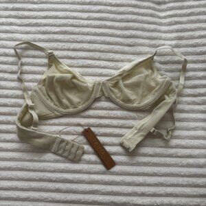 Skims Off-White Unlined Demi Bra